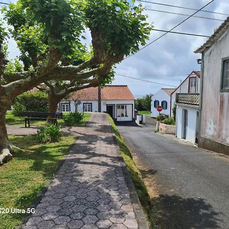 Al Luso Brasileiro Lejlighed Lajes das Flores Eksteriør billede